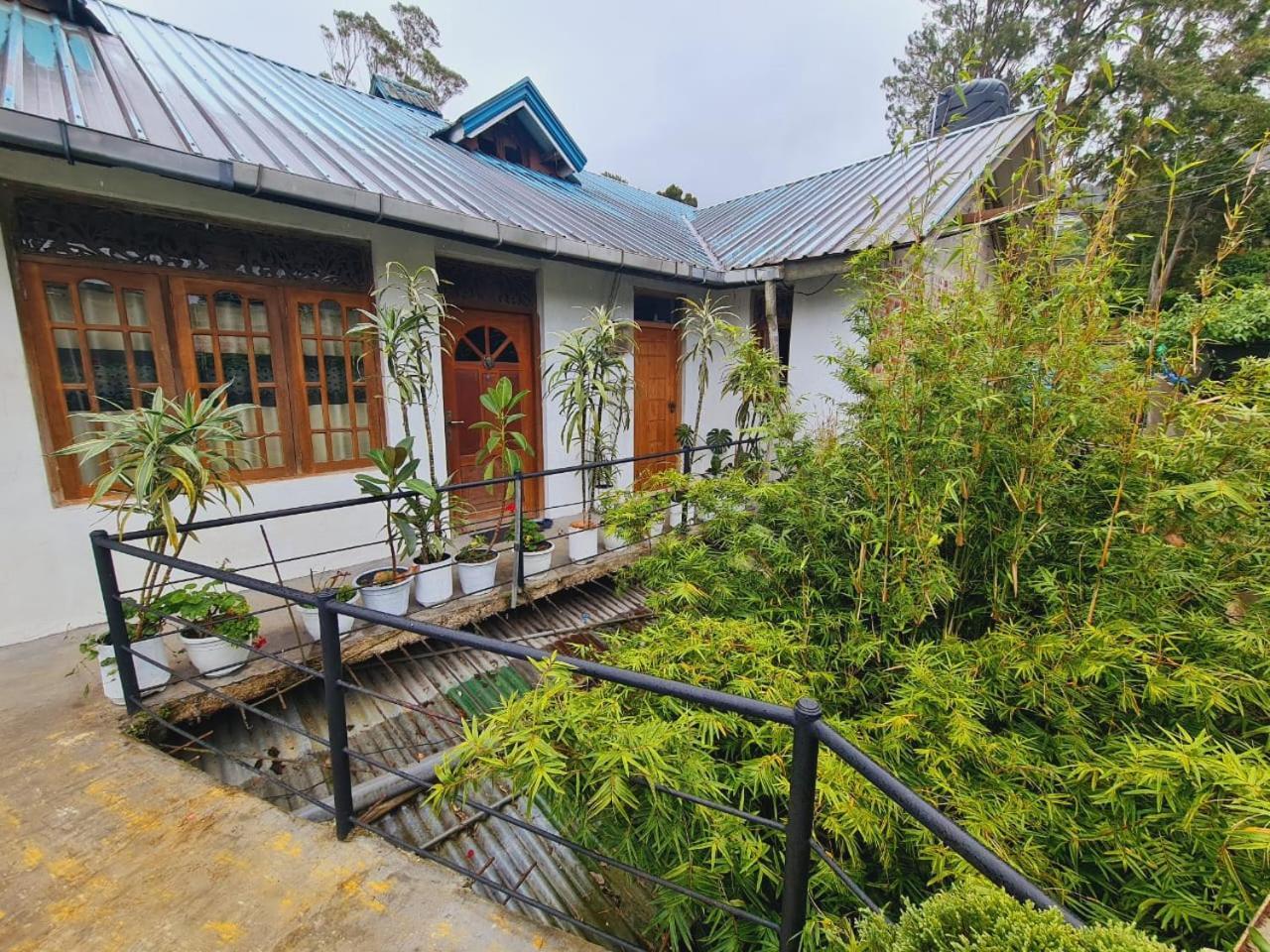 Sasru Holiday Home Nuwara Eliya Exterior photo