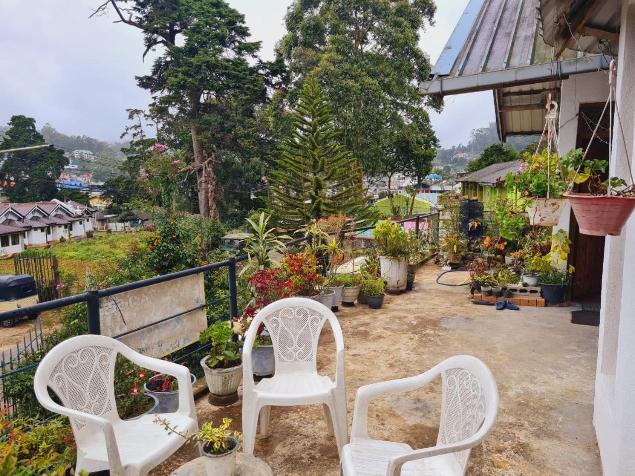 Sasru Holiday Home Nuwara Eliya Exterior photo