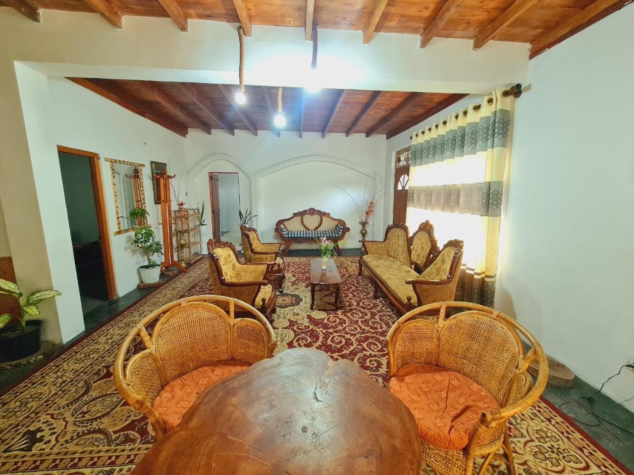 Sasru Holiday Home Nuwara Eliya Exterior photo