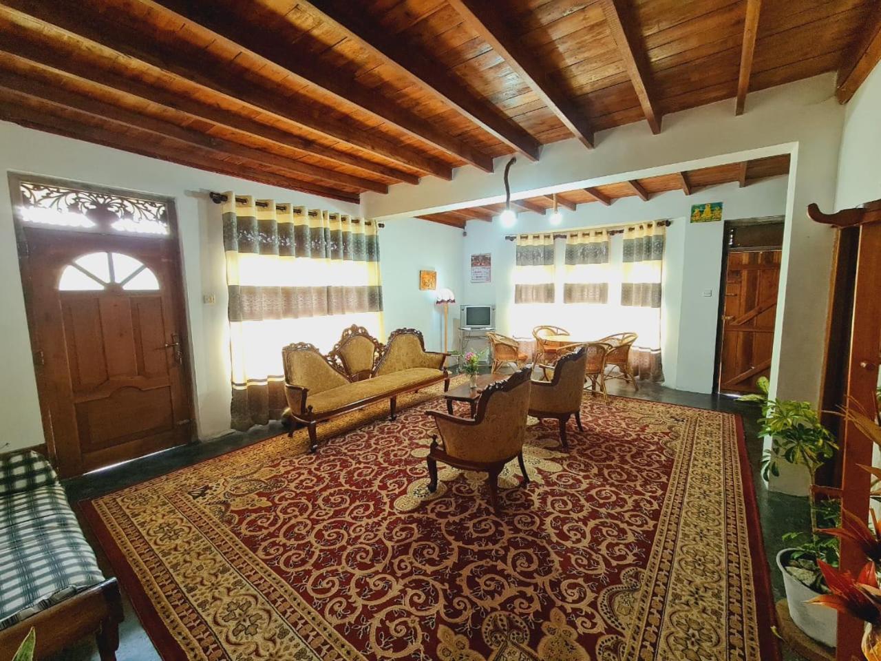 Sasru Holiday Home Nuwara Eliya Exterior photo